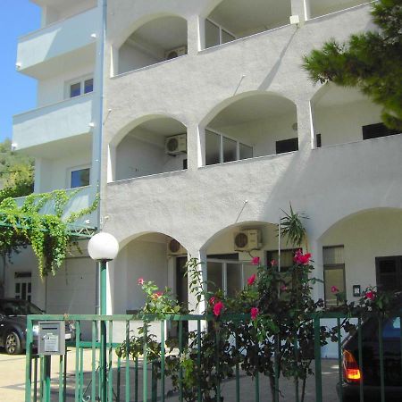 Apartmani R&B Radalj Makarska Bagian luar foto