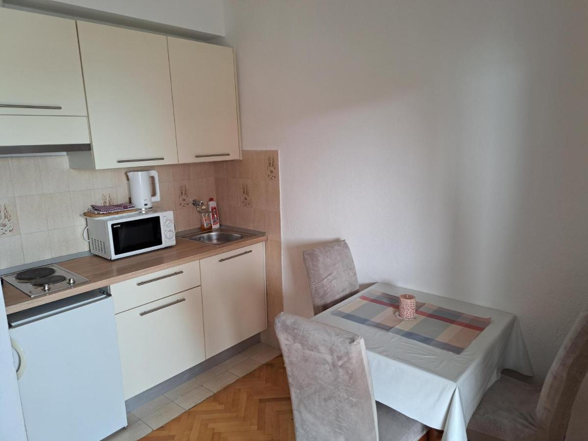 Apartmani R&B Radalj Makarska Bagian luar foto