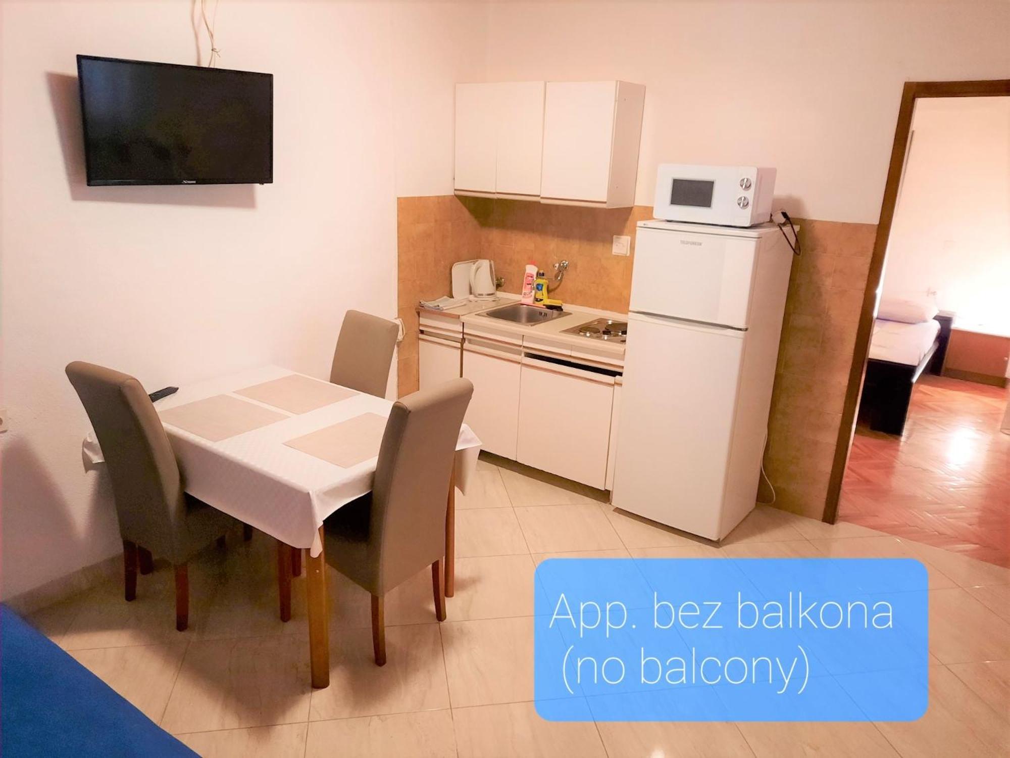 Apartmani R&B Radalj Makarska Bagian luar foto