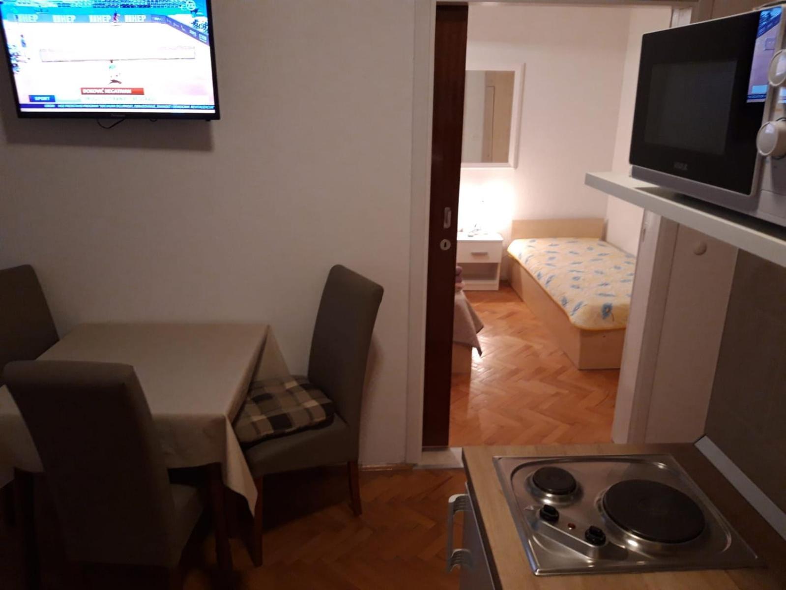Apartmani R&B Radalj Makarska Ruang foto