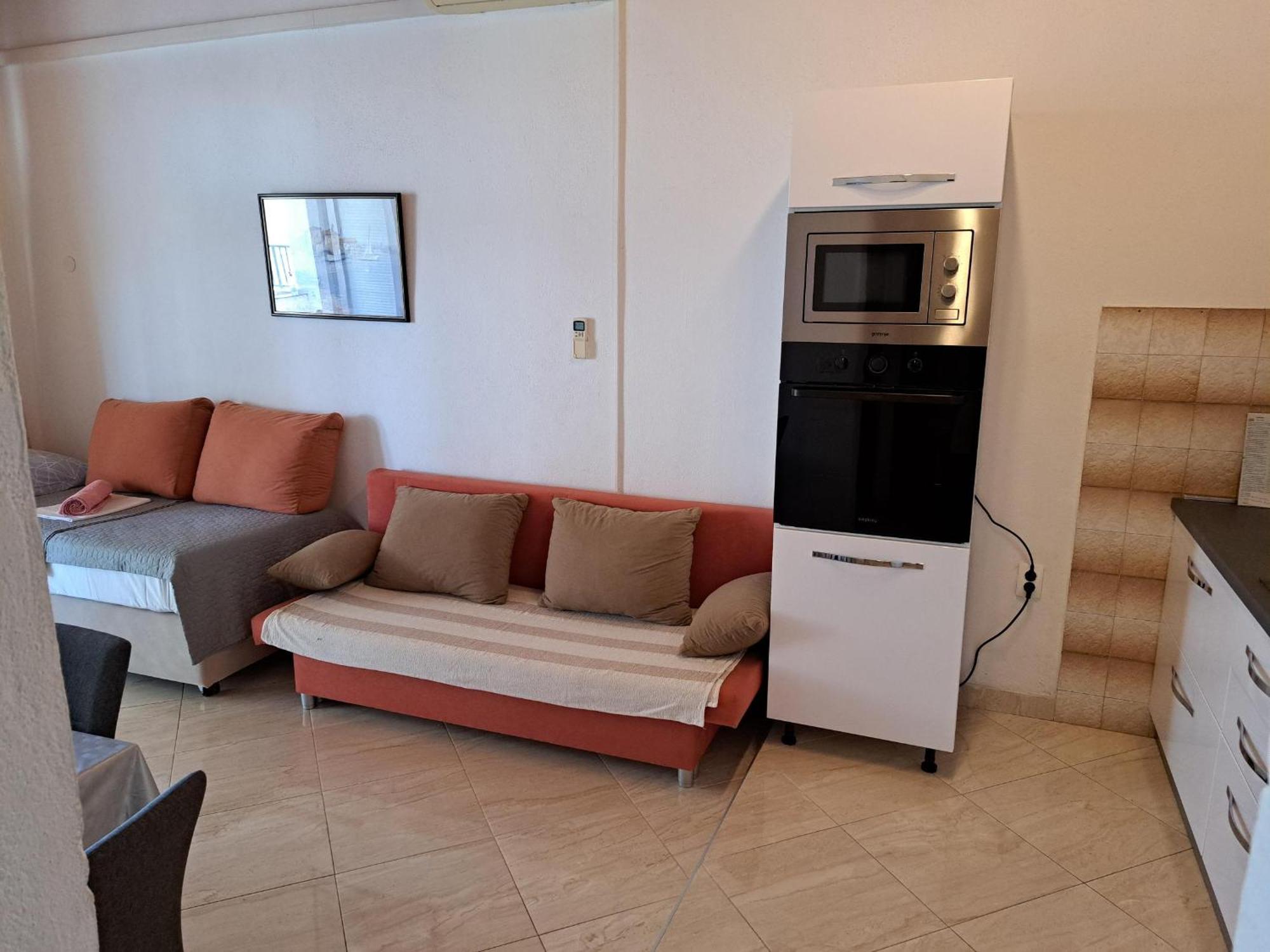 Apartmani R&B Radalj Makarska Ruang foto
